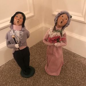 BYERS Choice, Ltd. Carolers Couple in Formalwear